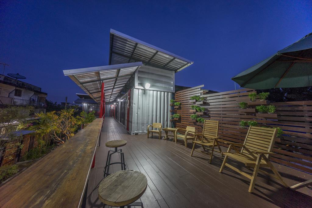At Box Hostel Chiang Mai Dış mekan fotoğraf