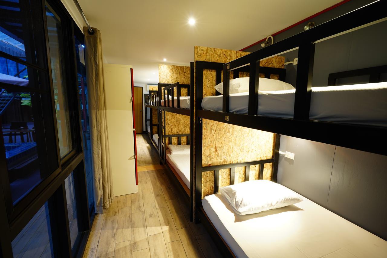 At Box Hostel Chiang Mai Dış mekan fotoğraf