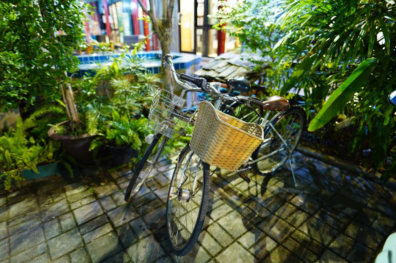 At Box Hostel Chiang Mai Dış mekan fotoğraf