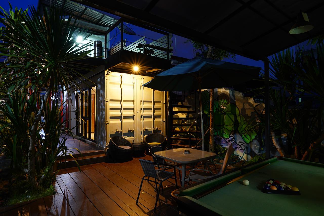At Box Hostel Chiang Mai Dış mekan fotoğraf