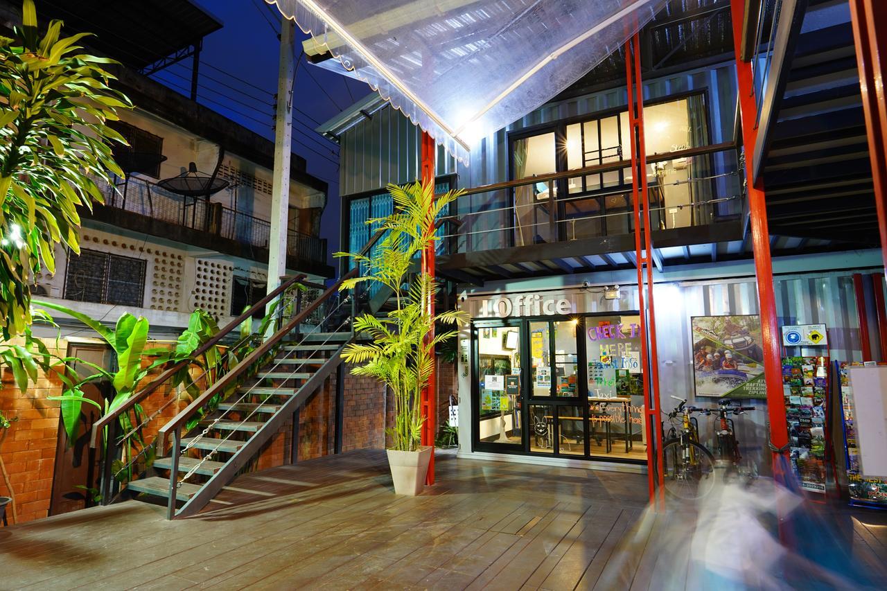 At Box Hostel Chiang Mai Dış mekan fotoğraf